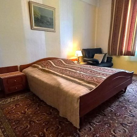 Majakovski Guesthouse Sillamäe Zewnętrze zdjęcie
